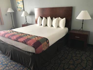 Best Western Plus Villa Del Lago Inn