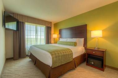 Cobblestone Inn & Suites - Holyoke