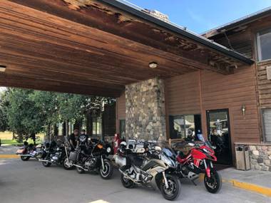 Ridgway Lodge and Star Saloon