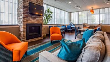 Best Western Hartford Hotel and Suites