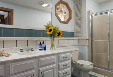 Abbey's Lantern Hill Inn