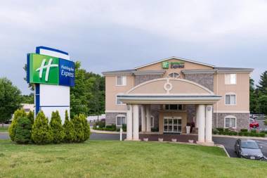 Holiday Inn Express Hartford-Newington an IHG Hotel