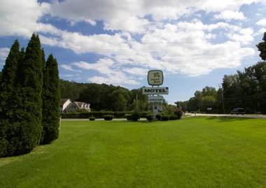 Oakdell Motel WATERFORD CT