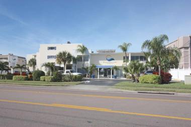 201 Belleair Beach Club