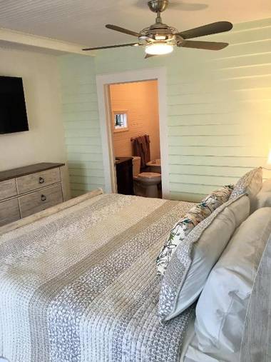 SeaGlass Inn Bed and Breakfast