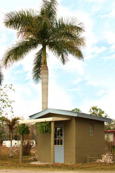Everglades Chickee Cottage & Bungalow - Ochopee