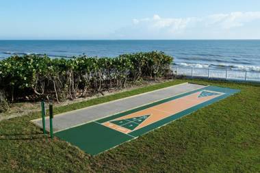 Paradise Beach Club - Oceanfront and Penthouse