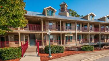 Holiday Inn Club Vacations Apple Mountain Resort at Clarkesville