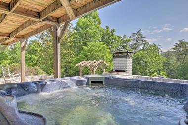 Pet-Friendly East Ellijay Escape with Hot Tub!