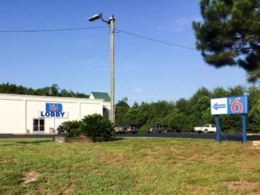 Motel 6-Townsend GA