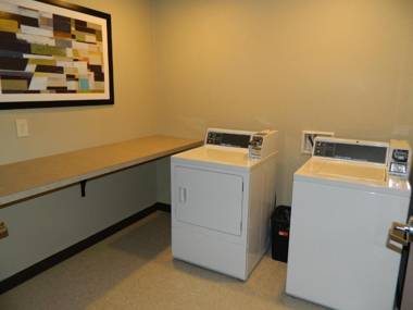 Brookstone Lodge & Suites