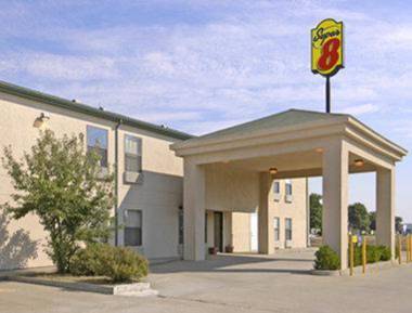 Super 8 by Wyndham Harrisburg