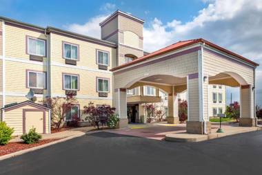 Quality Inn Rensselaer near I-65