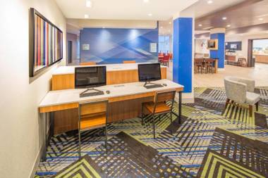 Holiday Inn Express & Suites - Indianapolis NW - Zionsville an IHG Hotel