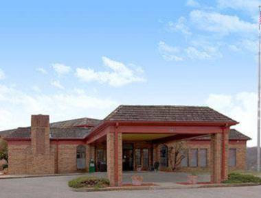 Super 8 by Wyndham Atchison