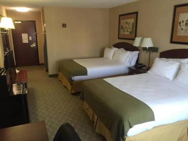 Holiday Inn Express & Suites Lansing-Leavenworth an IHG Hotel