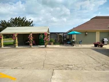 Southern Comfort Suites