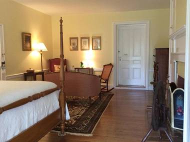 Wades Point Inn on the Bay