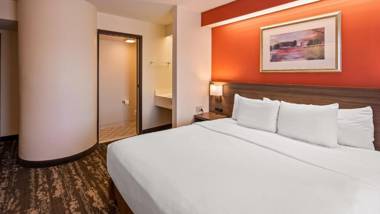 Charlevoix Inn & Suites SureStay Collection by Best Western