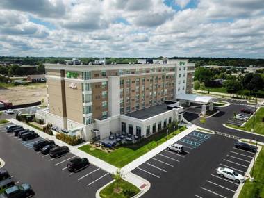 Holiday Inn & Suites - Farmington Hills - Detroit NW an IHG Hotel