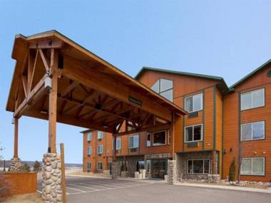 Holiday Inn Express Munising-Lakeview Hotel