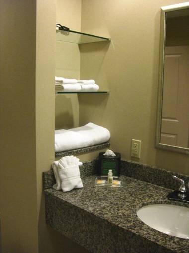 Holiday Inn St. Paul Northeast - Lake Elmo an IHG Hotel