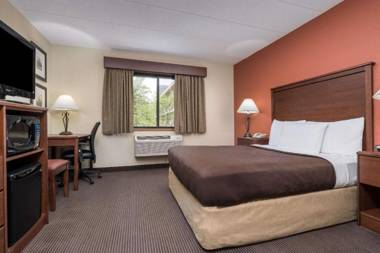 AmericInn by Wyndham Tofte Near Lake Superior