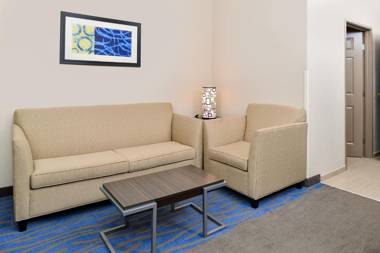 Holiday Inn Express Hotel & Suites St. Louis West-O'Fallon an IHG Hotel