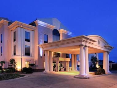 Holiday Inn Express Hotel & Suites Cleveland - Ms