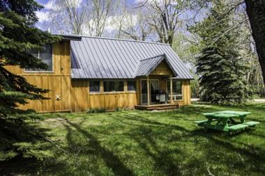 Chickadee Chalet by AAA Red Lodge Rentals