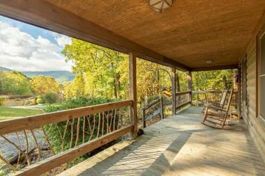 Mt. Mitchell Eco Retreat