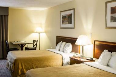 Quality Inn Fuquay Varina/ Holly Springs