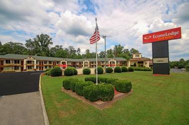 Econo Lodge Inn And Suites - Pilot Mountain