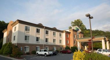 Holiday Inn Express Hotel & Suites Cherokee-Casino an IHG Hotel