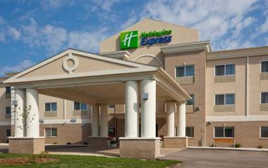 Holiday Inn Express Devils Lake an IHG Hotel