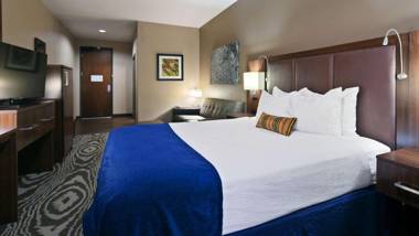 Best Western Plus Williston Hotel & Suites