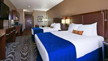 Best Western Plus Williston Hotel & Suites