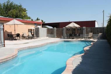 Adobe Rose Boutique Inn