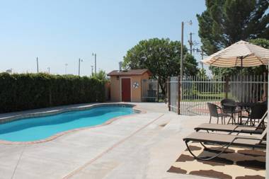 Adobe Rose Boutique Inn