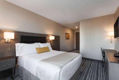 Wyndham Garden LaGuardia South