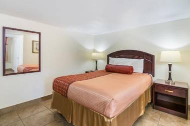 Rodeway Inn & Suites Weedsport NY