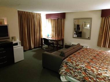 Country Hearth Inn & Suites - Kenton