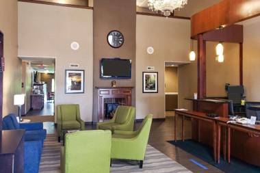 Comfort Suites South Point - Huntington