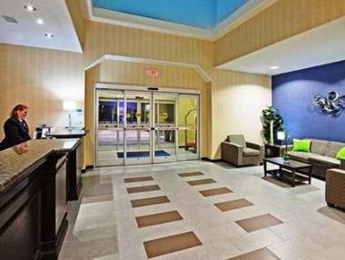 Holiday Inn Express Hotel And Suites Okmulgee