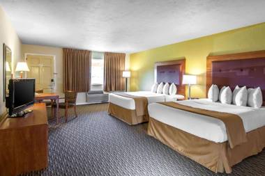 Quality Inn & Suites at Coos Bay