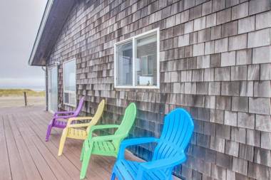 Oleg Potts Beach House