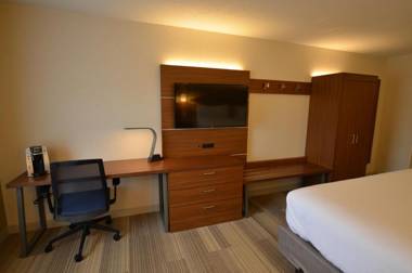 Holiday Inn Express Pittsburgh-Bridgeville an IHG Hotel