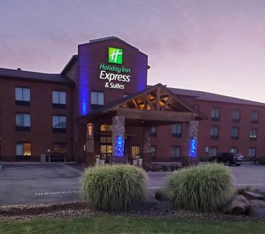 Holiday Inn Express & Suites Donegal an IHG Hotel