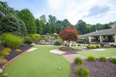 Holiday Inn Express & Suites - Sharon-Hermitage an IHG Hotel