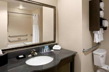 Hampton Inn & Suites - Mansfield